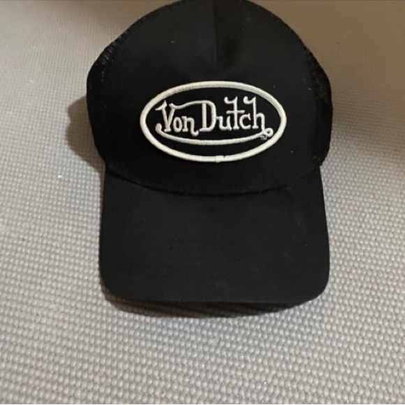 COPY - Black & white Von Dutch hat - Picture 1 of 3